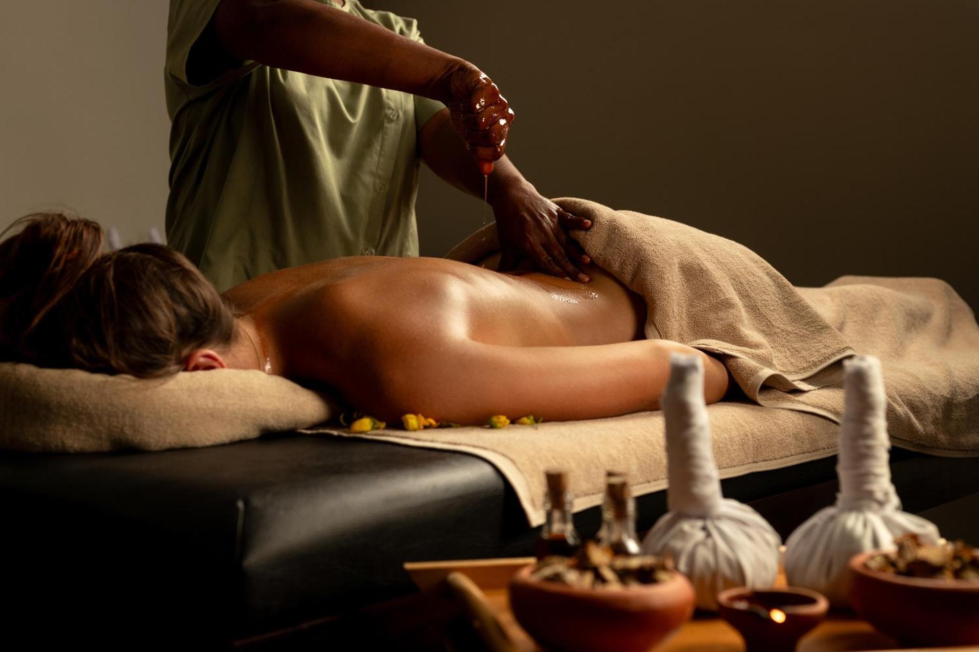 Ayugiri Ayurveda Wellness Resort Сигирия Екстериор снимка