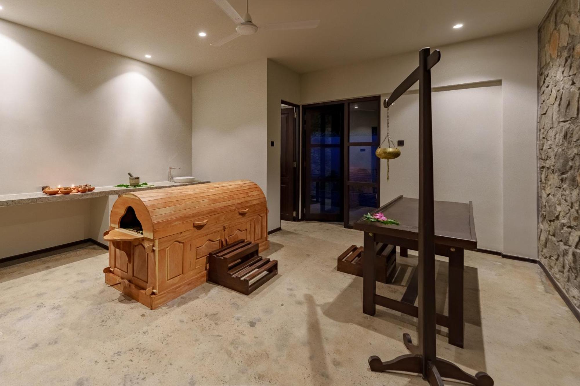Ayugiri Ayurveda Wellness Resort Сигирия Екстериор снимка